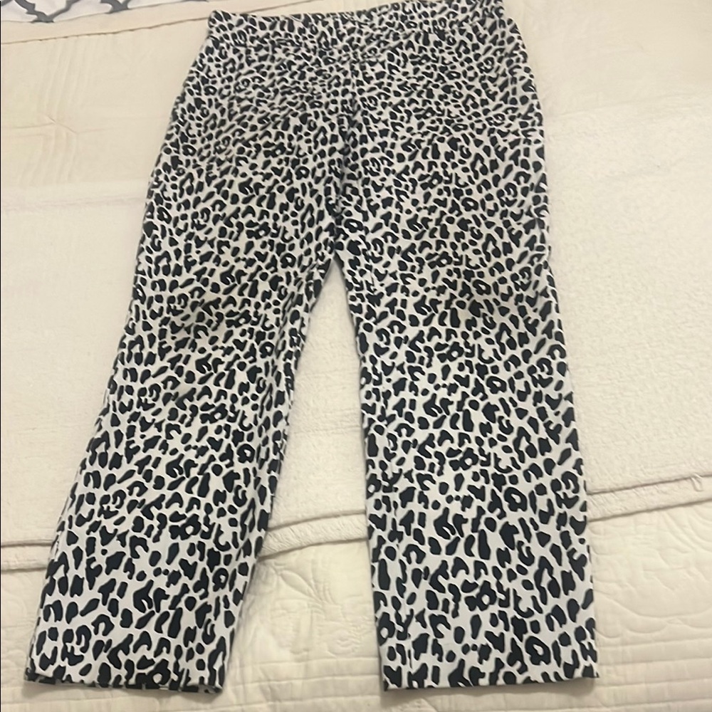 Attire ❤️ Leopard pants